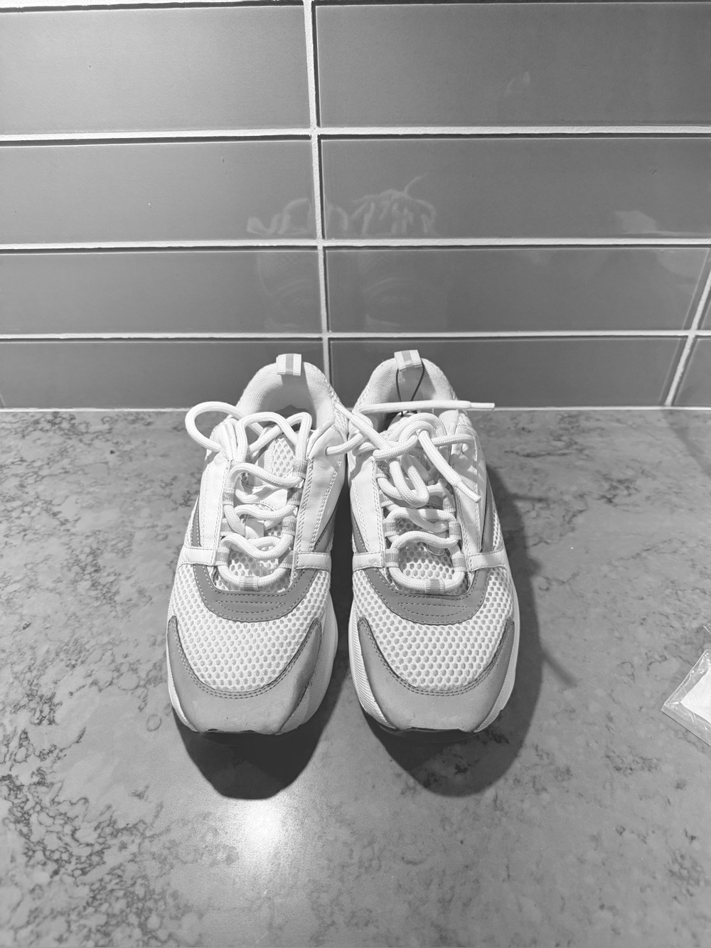 Authentic DIOR SNEAKER WOMEN ATHELTIC SHOES EU 38 fit 7-7.5 best
